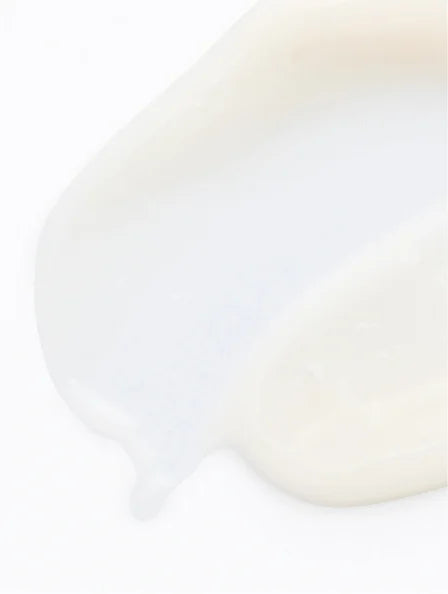 Lightweight brightening serum texture for dark spots and uneven skin tone, hydrating and soothing formula with a radiant finish, suitable for all skin types and early signs of aging skincare product